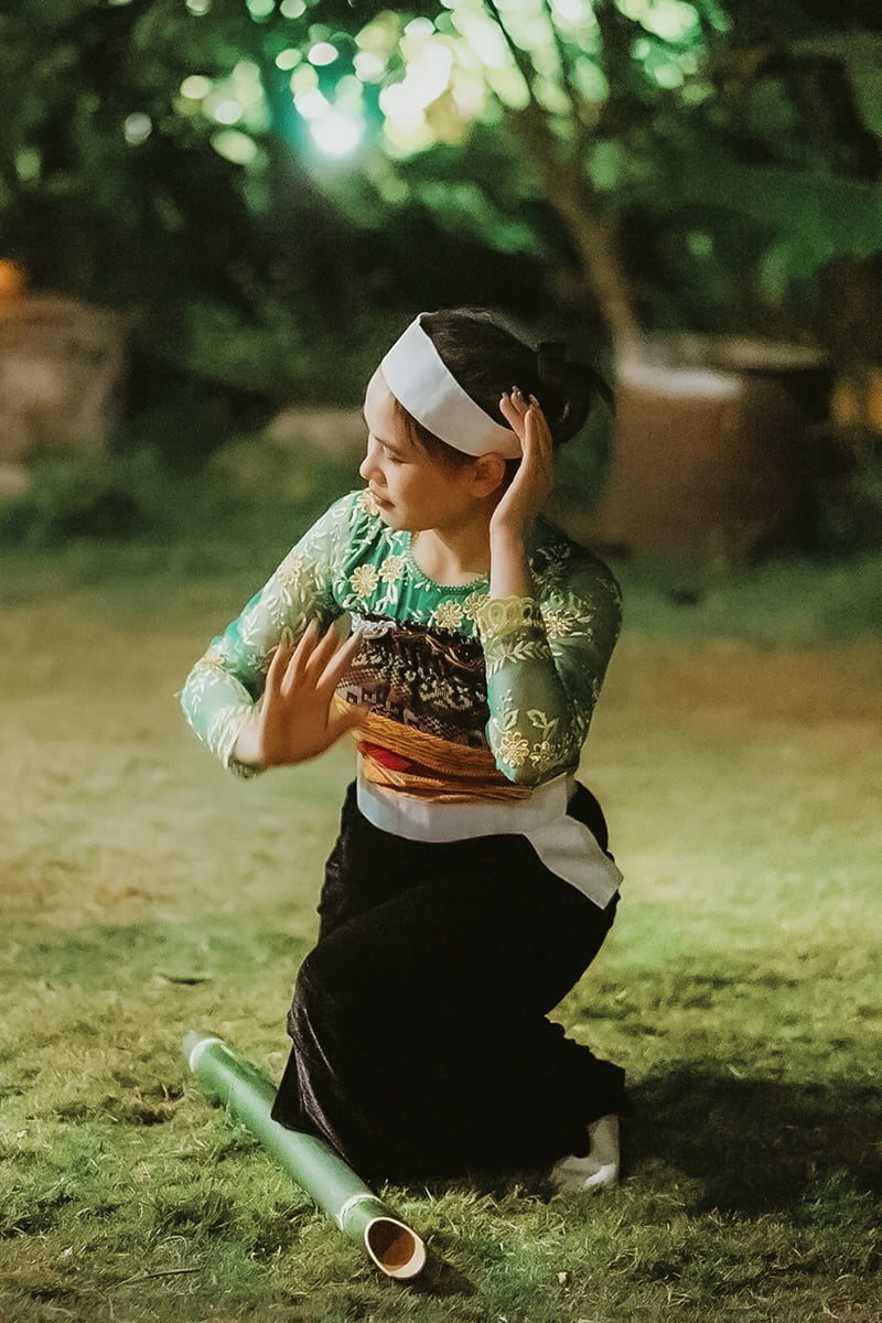 điệu múa người Thái